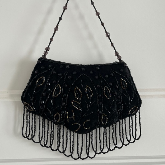 Beaded floral velvet mini purse with tassel beading - Picture 1 of 2